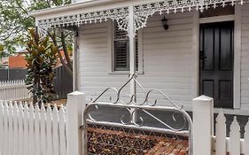 Central Bendigo Cottage Charm